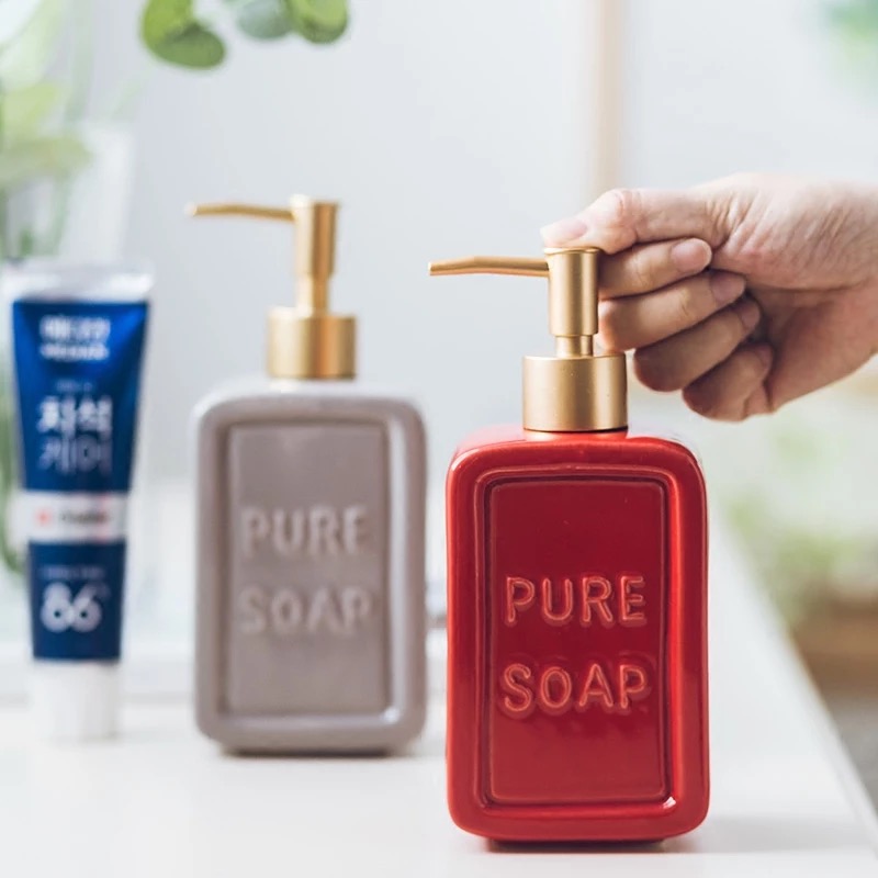 Bình đựng xà phòng, nước rửa tay bằng gốm sứ in chữ nổi Pure Soap