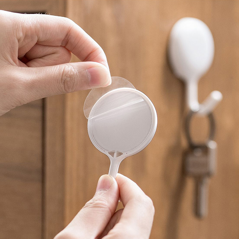 Bộ 4 móc dán tường đa năng thiết kế nhỏ gọn