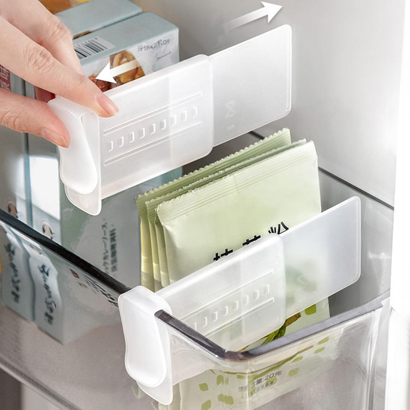 Kẹp nhựa chia ngăn trên cánh cửa tủ lạnh